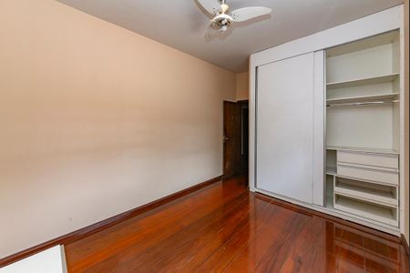 Casa para alugar com 309m², 4 quartos e 3 vagas Casa para alugar com 309m², 4 quartos e 3 vagasQuarto 2