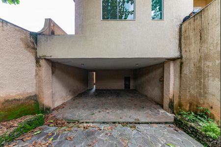 Casa para alugar com 309m², 4 quartos e 3 vagas Casa para alugar com 309m², 4 quartos e 3 vagasGaragem