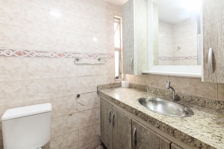 Apartamento para alugar com 67m², 3 quartos e 2 vagasBanheiro 