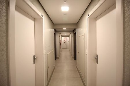 Apartamento à venda com 67m², 2 quartos e 1 vagaCorredor