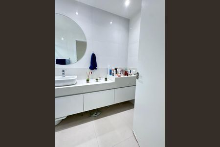 Casa à venda com 4 quartos, 190m² em Itaipu, Niterói