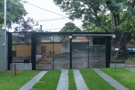 Casa à venda com 266m², 4 quartos e 2 vagas Casa à venda com 266m², 4 quartos e 2 vagasGaragem