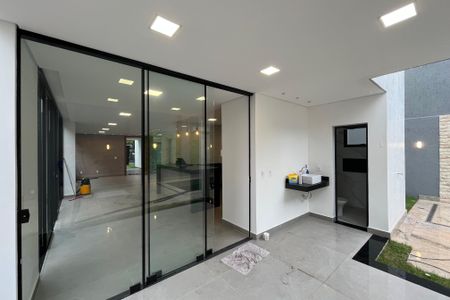 Casa à venda com 266m², 4 quartos e 2 vagas Casa à venda com 266m², 4 quartos e 2 vagasArea Gourmet