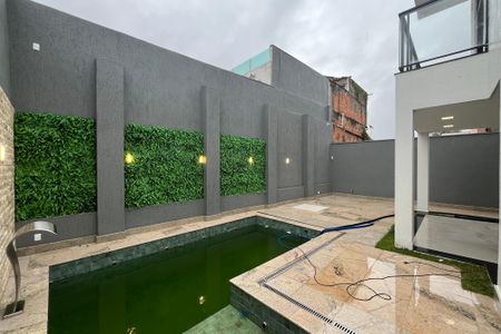 Casa à venda com 266m², 4 quartos e 2 vagas Casa à venda com 266m², 4 quartos e 2 vagasArea Gourmet