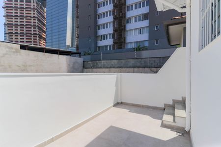 Casa para alugar com 65m², 2 quartos e 1 vagaQuintal/Área externa