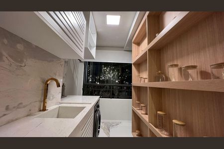 Apartamento à venda com 3 quartos, 169m² em Vila Mariana, São Paulo