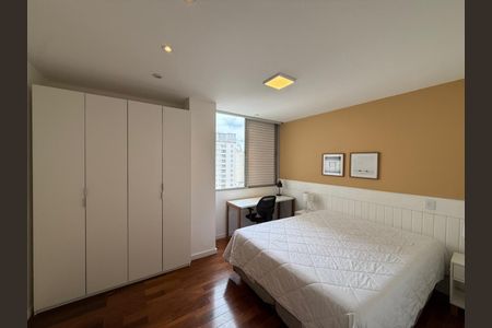 Apartamento à venda com 3 quartos, 137m² em Jardim Paulista, São Paulo