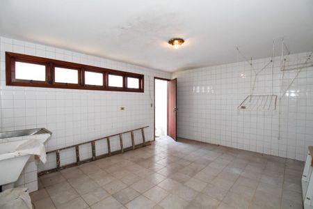 Casa à venda com 217m², 3 quartos e 3 vagasÁrea de Serviço