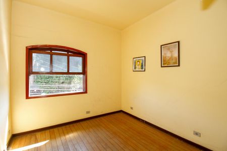 Casa à venda com 217m², 3 quartos e 3 vagasQuarto 2
