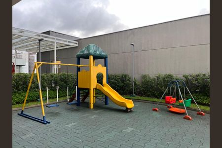 Apartamento à venda com 70m², 2 quartos e 1 vaga Apartamento à venda com 70m², 2 quartos e 1 vagaÁrea comum - Playground