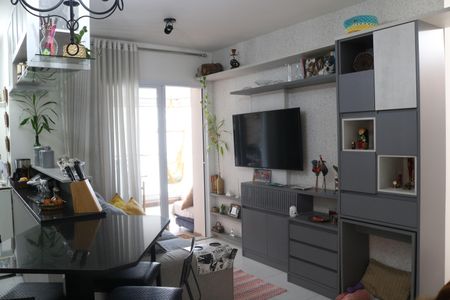 Apartamento à venda com 70m², 2 quartos e 1 vagaSala