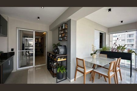 Apartamento à venda com 2 quartos, 69m² em Vila Olímpia, São Paulo