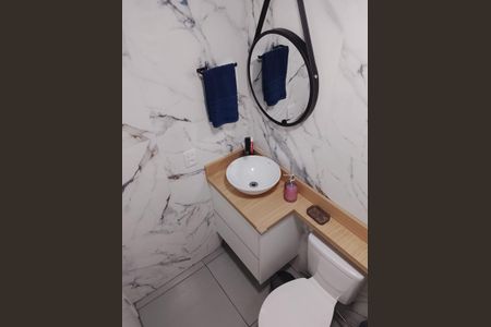 Apartamento para alugar com 36m², 2 quartos e sem vaga Apartamento para alugar com 36m², 2 quartos e sem vagaBanheiro