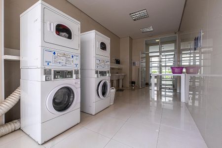 Apartamento para alugar com 61m², 2 quartos e 1 vaga Apartamento para alugar com 61m², 2 quartos e 1 vagaLavanderia