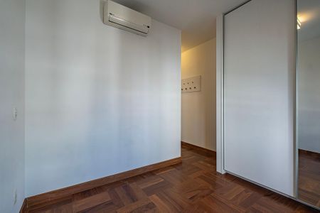 Apartamento para alugar com 61m², 2 quartos e 1 vaga Apartamento para alugar com 61m², 2 quartos e 1 vagaSuíte