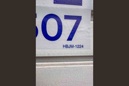 Apartamento à venda com 43m², 2 quartos e 1 vaga Apartamento à venda com 43m², 2 quartos e 1 vagaPlaca Instalada na Fachada