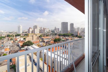 Sacada de kitnet/studio para alugar com 1 quarto, 27m² em Quinta da Paineira, São Paulo