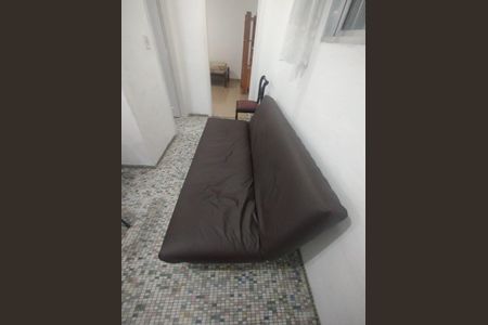 Sala de apartamento para alugar com 1 quarto, 42m² em Vila Tupi, Praia Grande