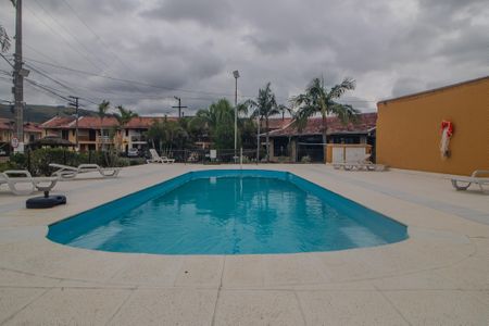 Casa de condomínio para alugar com 74m², 2 quartos e 1 vagaÁrea comum - Piscina