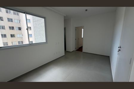 Apartamento para alugar com 47m², 2 quartos e sem vaga