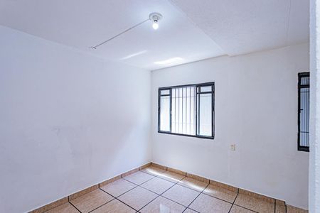 Casa para alugar com 2 quartos, 100m² em Vila Iorio, São Paulo