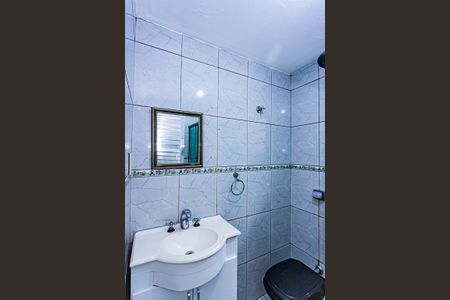 Casa para alugar com 100m², 2 quartos e sem vaga Casa para alugar com 100m², 2 quartos e sem vagaBanheiro