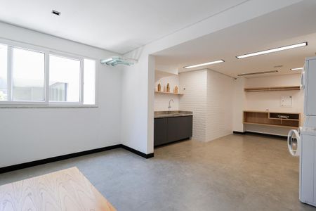 Apartamento à venda com 50m², 2 quartos e 1 vaga Apartamento à venda com 50m², 2 quartos e 1 vagaÁrea comum - Lavanderia