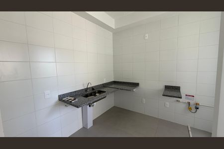 Cozinha de apartamento para alugar com 2 quartos, 47m² em Palmeiras, Belo Horizonte