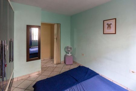 Casa à venda com 240m², 4 quartos e 3 vagasQuarto 2