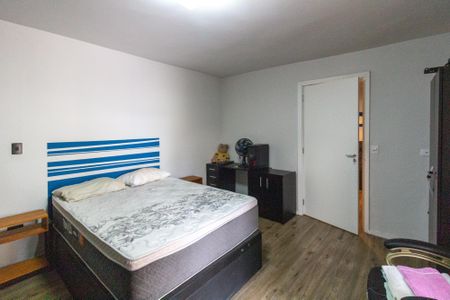 Casa à venda com 240m², 4 quartos e 3 vagasQuarto - Casa 2