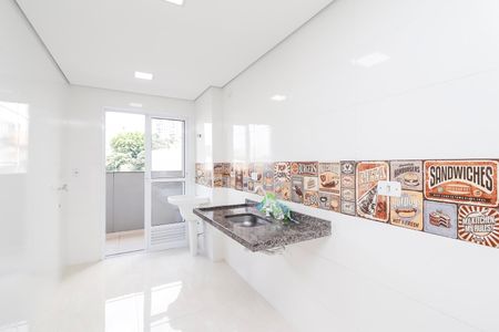 Apartamento à venda com 46m², 2 quartos e sem vagaCozinha e Área de Serviço