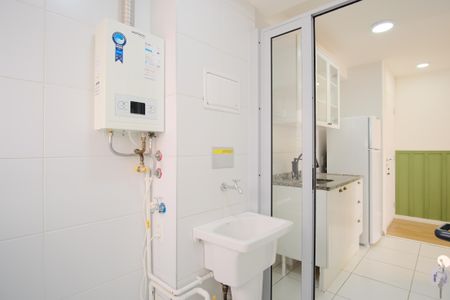 Apartamento à venda com 61m², 3 quartos e 1 vagaÁrea de Serviço