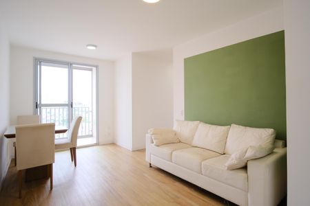 Sala de apartamento à venda com 3 quartos, 61m² em Parque São Jorge, São Paulo