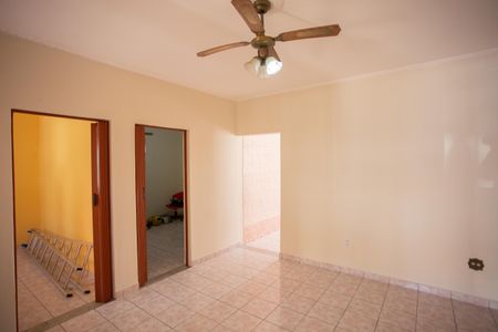 SALA de casa para alugar com 3 quartos, 90m² em Vila Santa Maria, São Paulo