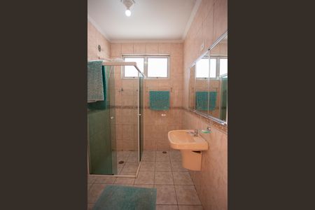 Casa para alugar com 90m², 3 quartos e 1 vagaBANHEIRO