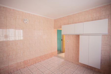 Casa para alugar com 90m², 3 quartos e 1 vagaCOZINHA