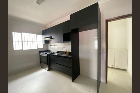 Foto 15 de casa à venda com 2 quartos, 350m² em Jardim Oriental, São Paulo