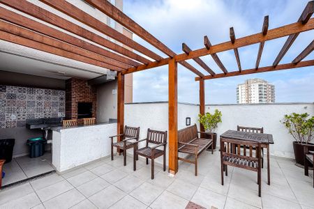 Apartamento à venda com 42m², 2 quartos e 1 vaga Apartamento à venda com 42m², 2 quartos e 1 vagaÁrea comum - Churrasqueira