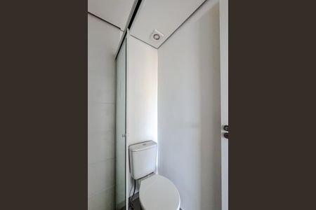 Apartamento à venda com 42m², 2 quartos e 1 vaga Apartamento à venda com 42m², 2 quartos e 1 vagaBanheiro