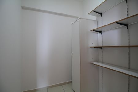 Apartamento para alugar com 110m², 3 quartos e 2 vagasQuarto de Serviço