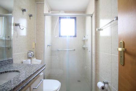 Apartamento para alugar com 110m², 3 quartos e 2 vagasBanheiro 1