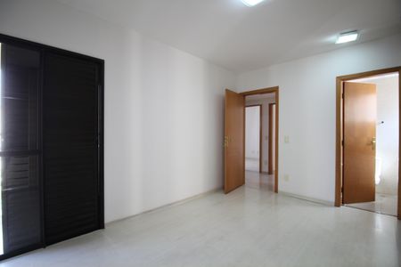 Suíte  de apartamento para alugar com 3 quartos, 110m² em Vila Suzana, São Paulo