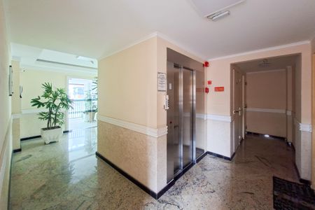 Apartamento para alugar com 41m², 1 quarto e 1 vaga Apartamento para alugar com 41m², 1 quarto e 1 vagaHall de entrada