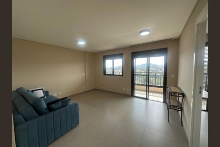 Sala/Quarto de apartamento para alugar com 1 quarto, 46m² em Empresarial 18 do Forte, Barueri