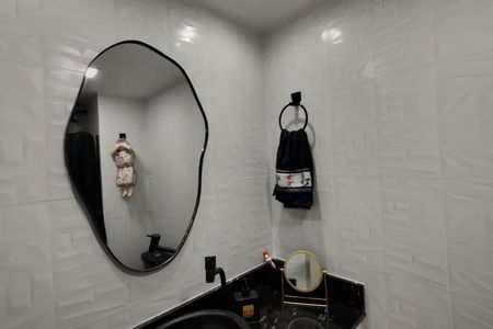 Apartamento à venda com 75m², 3 quartos e 1 vaga Apartamento à venda com 75m², 3 quartos e 1 vagaBanheiro Social