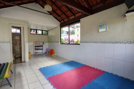 Apartamento à venda com 75m², 3 quartos e 1 vaga Apartamento à venda com 75m², 3 quartos e 1 vagaBrinquedoteca