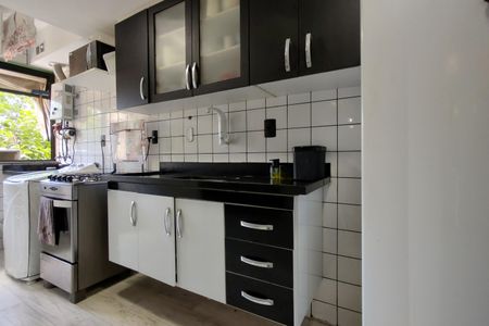 Apartamento à venda com 75m², 3 quartos e 1 vaga Apartamento à venda com 75m², 3 quartos e 1 vagaCozinha - Armários