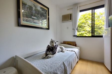 Apartamento à venda com 75m², 3 quartos e 1 vaga Apartamento à venda com 75m², 3 quartos e 1 vagaQuarto 2