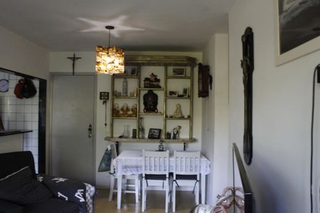 Sala de apartamento para alugar com 3 quartos, 75m² em Taquara, Rio de Janeiro
