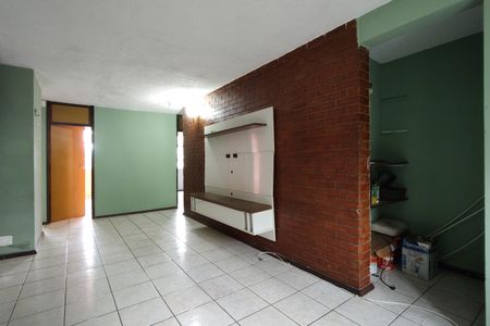 Apartamento para alugar com 77m², 3 quartos e 1 vaga Apartamento para alugar com 77m², 3 quartos e 1 vagaSala